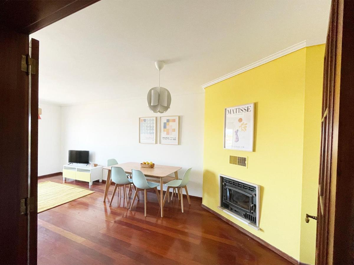 Yellow House Aveiro Smart Tv And Garage Экстерьер фото